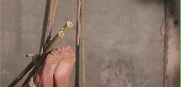  Various way of feet torture